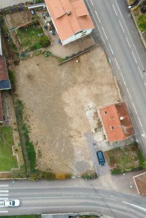 Création foncière en environnement urbain dense